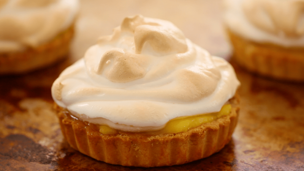 Does meringue require baking?