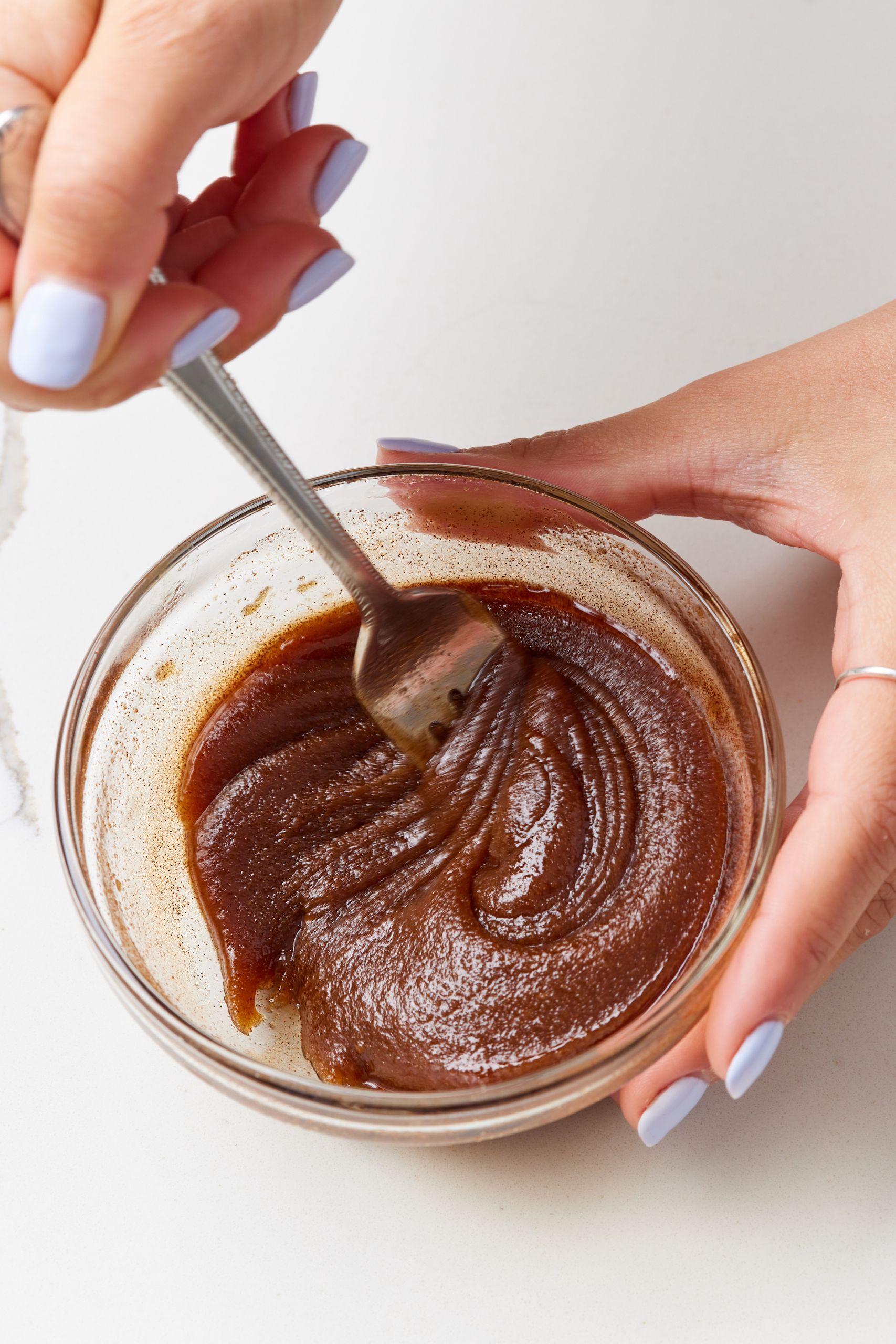 Cinnamon Roll Pancakes5 Step-by-step instructions on how to make Cinnamon Roll Pancakes Recipe: make cinnamon filling in a bowl.