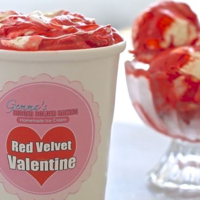 Homemade Red Velvet Ice Cream (No Machine)