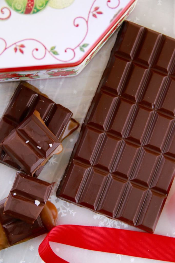 Homemade Chocolate Bars, Chocolate Bars, Candy, Homemade Candy, Easy Chocolate Bars, Candy, Candy Molds, Gemma Stafford, Bigger Bolder Baking, Edible Gifts, Food Gifts, Holiday Food Gifts, Desserts, Homemade Desserts, Holiday Desserts, Bold Baking, Bold Bakers, Dark Chocolate and Salted Caramel, Homemade Candies