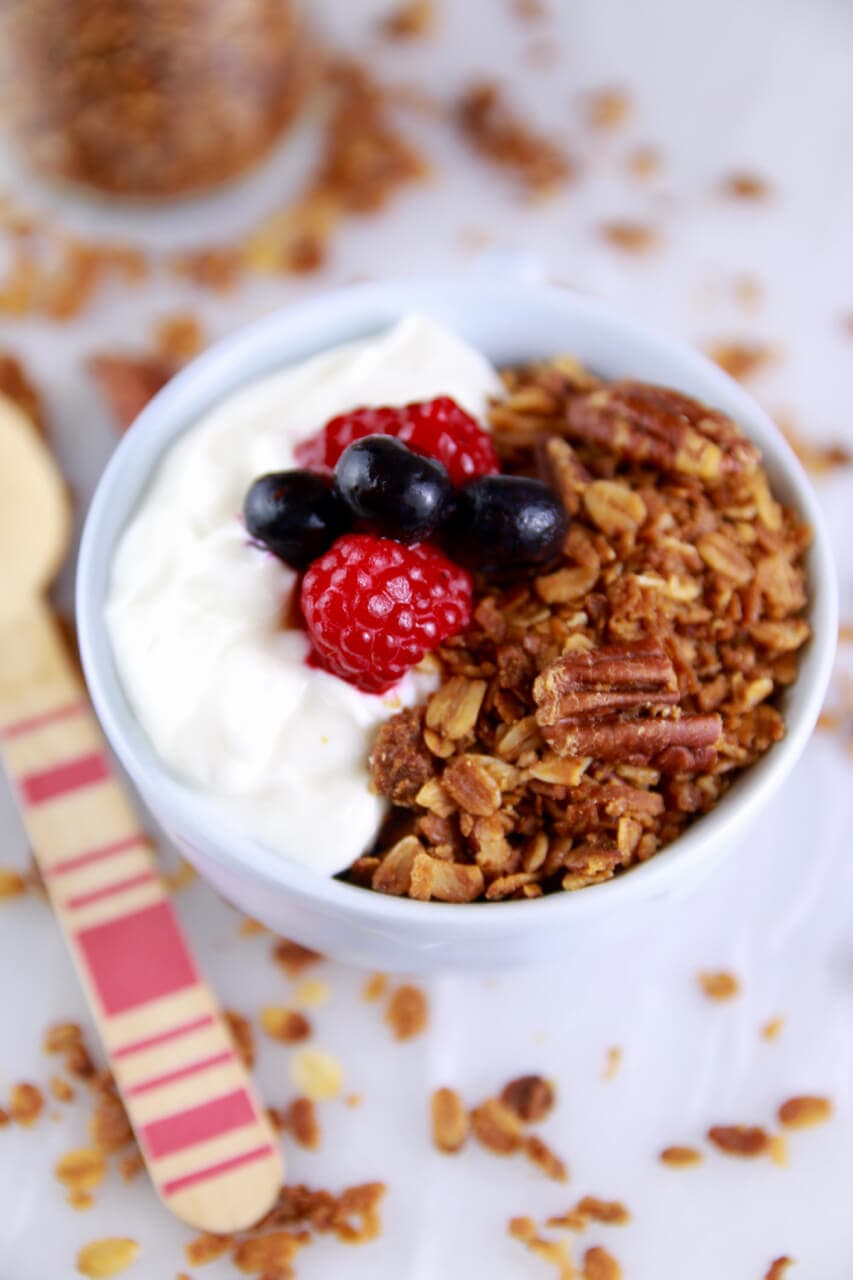 Microwave Granola in a Mug- crispy and toasted just like baked granola. you won’t believe it came from the microwave (gluten free, dairy free, Vegan)