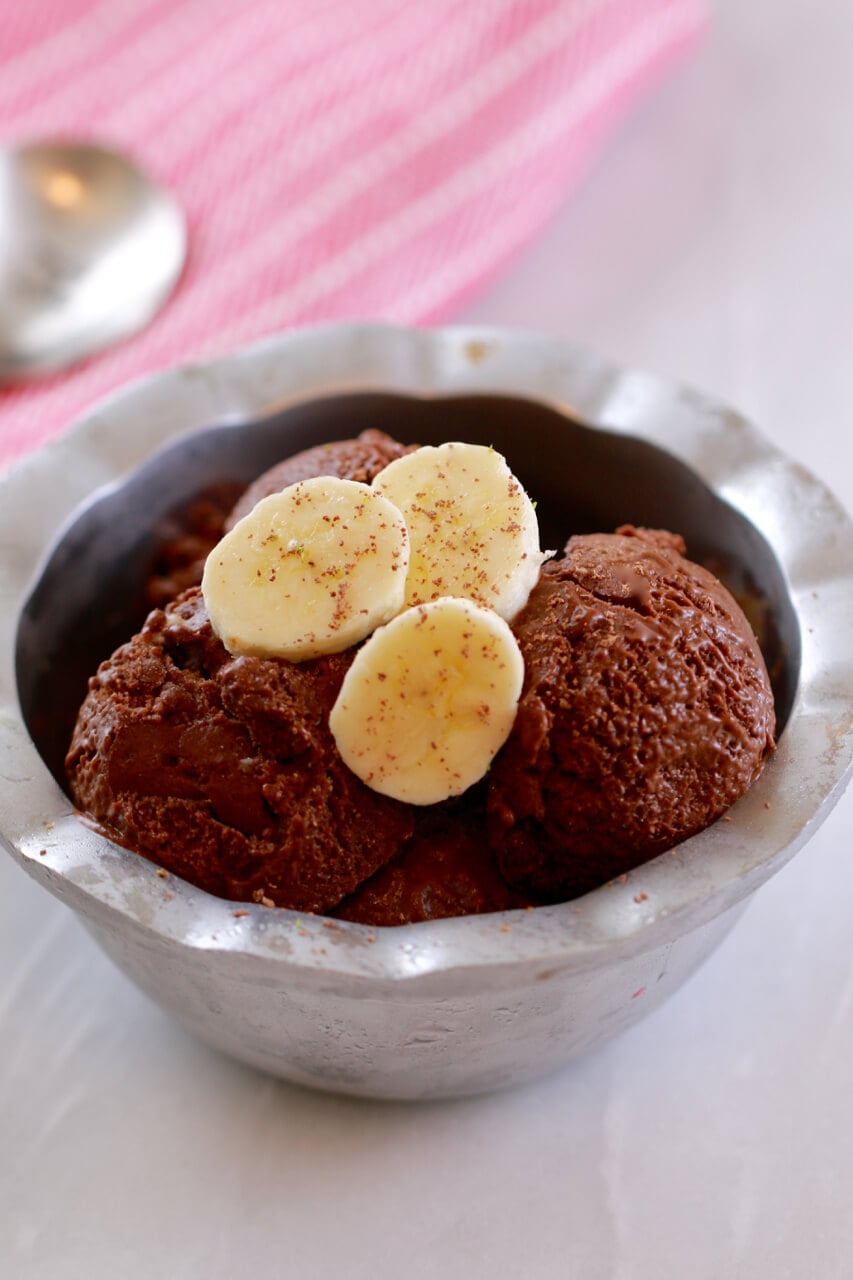 Chocolate and Banana Frozen Yogurt in 5 Minutes (No Machine) | BBB