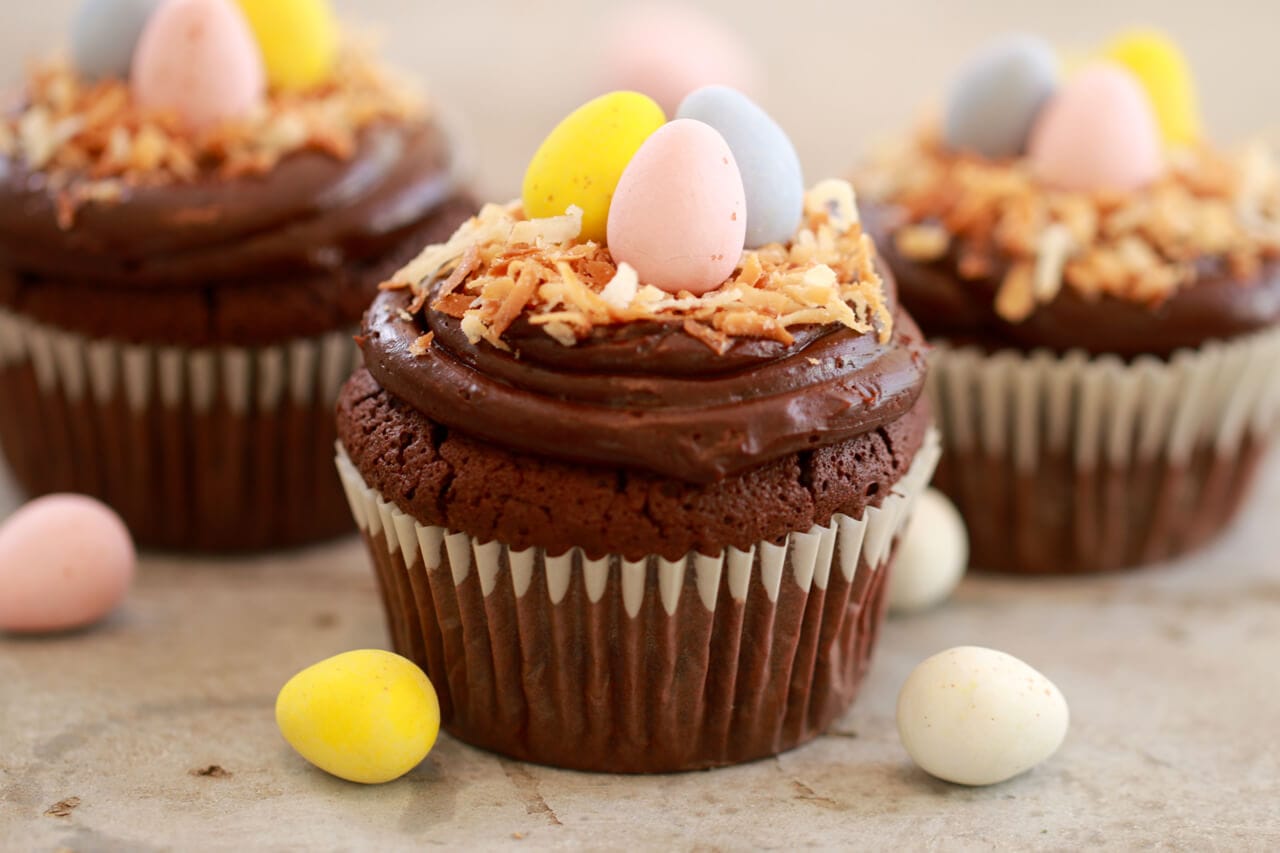 Spring Flourless Chocolate Cupcakes (Small Batch Cupcakes) Perfect for Easter and Passover celebrations. This recipe makes just 4 cupcakes and are so easy to decorate.