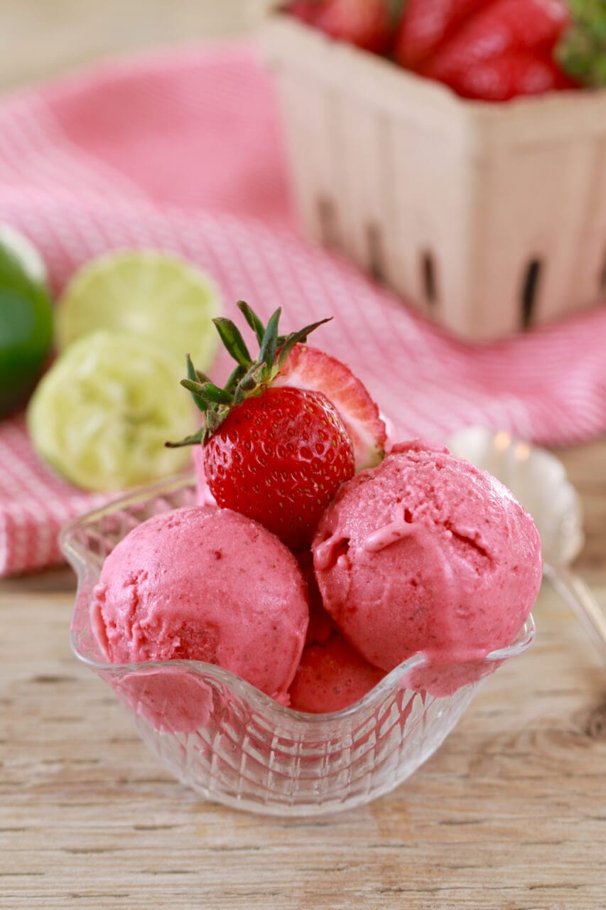 Homemade Strawberry & Lime No Machine Sorbet, Homemade Mango & Passionfruit No Machine Sorbet, Homemade Raspberry No Machine Sorbet, Homemade Chocolate & Banana No Machine Sorbet,Homemade Cantaloupe & Mint No Machine Sorbet, Healthy, Healthy recipes, Healthy baking, Healthy desserts, healthy frozen yogurt, healthy frozen desserts, gluten free recipes, gluten free dessert, no ice cream machine, no churn sorbet, Recipes, baking recipes, dessert, desserts recipes, desserts, cheap recipes, easy desserts, quick easy desserts, best desserts, best ever desserts, how to make, how to bake, cheap desserts, affordable recipes, Gemma Stafford, Bigger Bolder Baking, bold baking, bold bakers, bold recipes, bold desserts, desserts to make, quick recipes