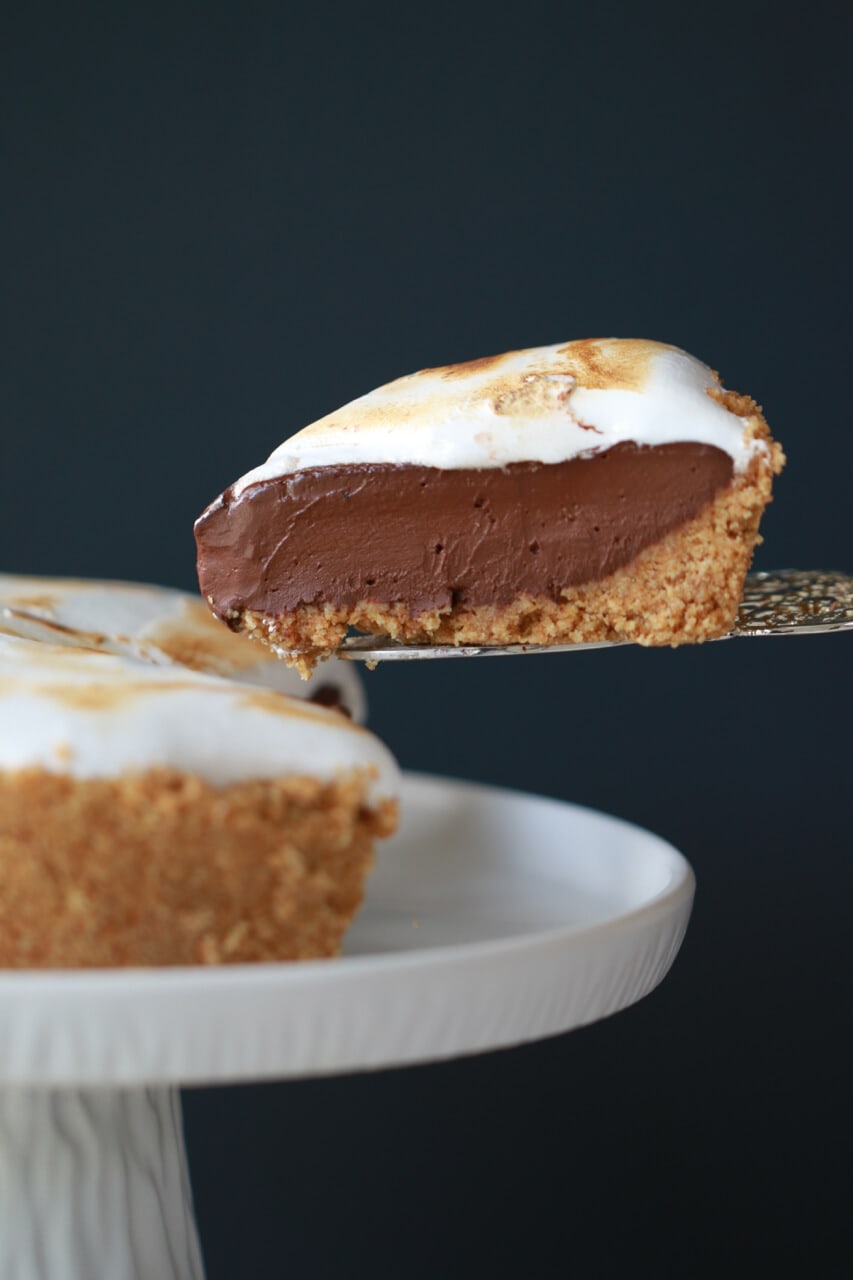 No Bake S'more Pie @ Bigger Bolder Baking s'more dessert idea