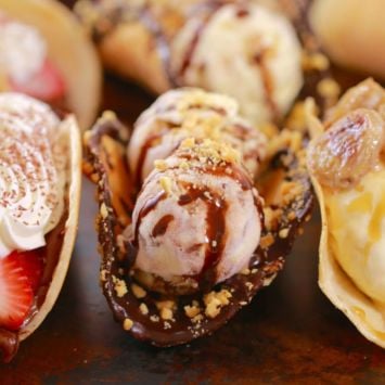 Dessert Tacos - I love tacos so much, so why not have them for dessert too. These have got to be the most perfect Summer Dessert.
