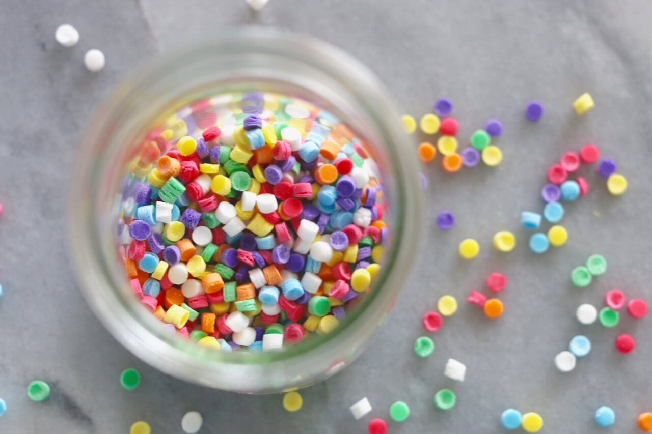 How to make Sprinkles - easy homemade sprinkles that will jazz up your cakes and cupcakes