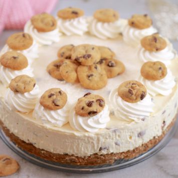 Chocolate Chip Cookie Cheesecake - every layer is COOKIE! Even the crust is a GIANT COOKIE!