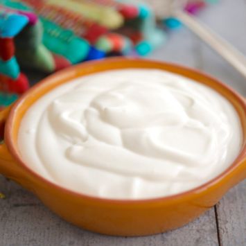 How to make Sour Cream recipe - All you need is 3 ingredients and a jar, that's it!