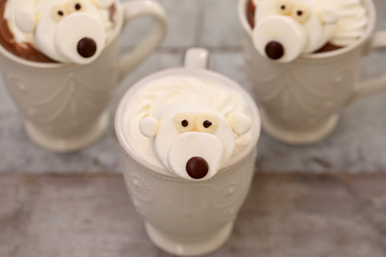 Marshmallow Polar Bears - Bring a smile to kids faces this Winter with a Polar Bear in their Hot Chocolate
