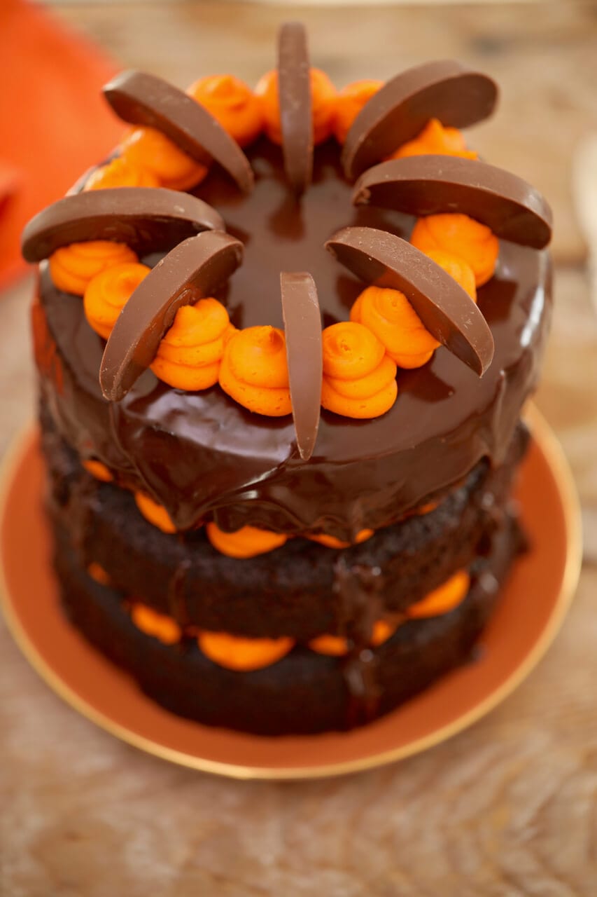 Chocolate and Orange cake, chocolate & orange cake, chocolate desserts, holidays desserts, cake recipes, christmas desserts, orange desserts