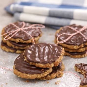 Homemade Chocolate Hobnobs - why buy store bought when you can make these delicious biscuits at home?