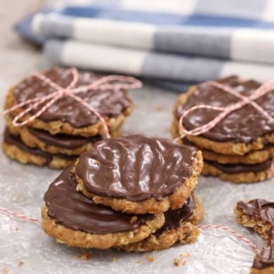 Homemade Chocolate Hobnobs