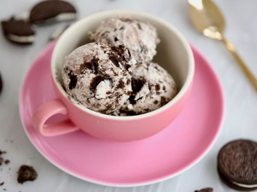 Cookies And Cream Frozen Yogurt In 5 Minutes No Machine Gemma S Bigger Bolder Baking