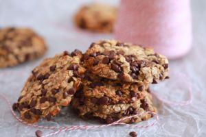 3 Ingredient Oatmeal Chocolate Chip Cookies