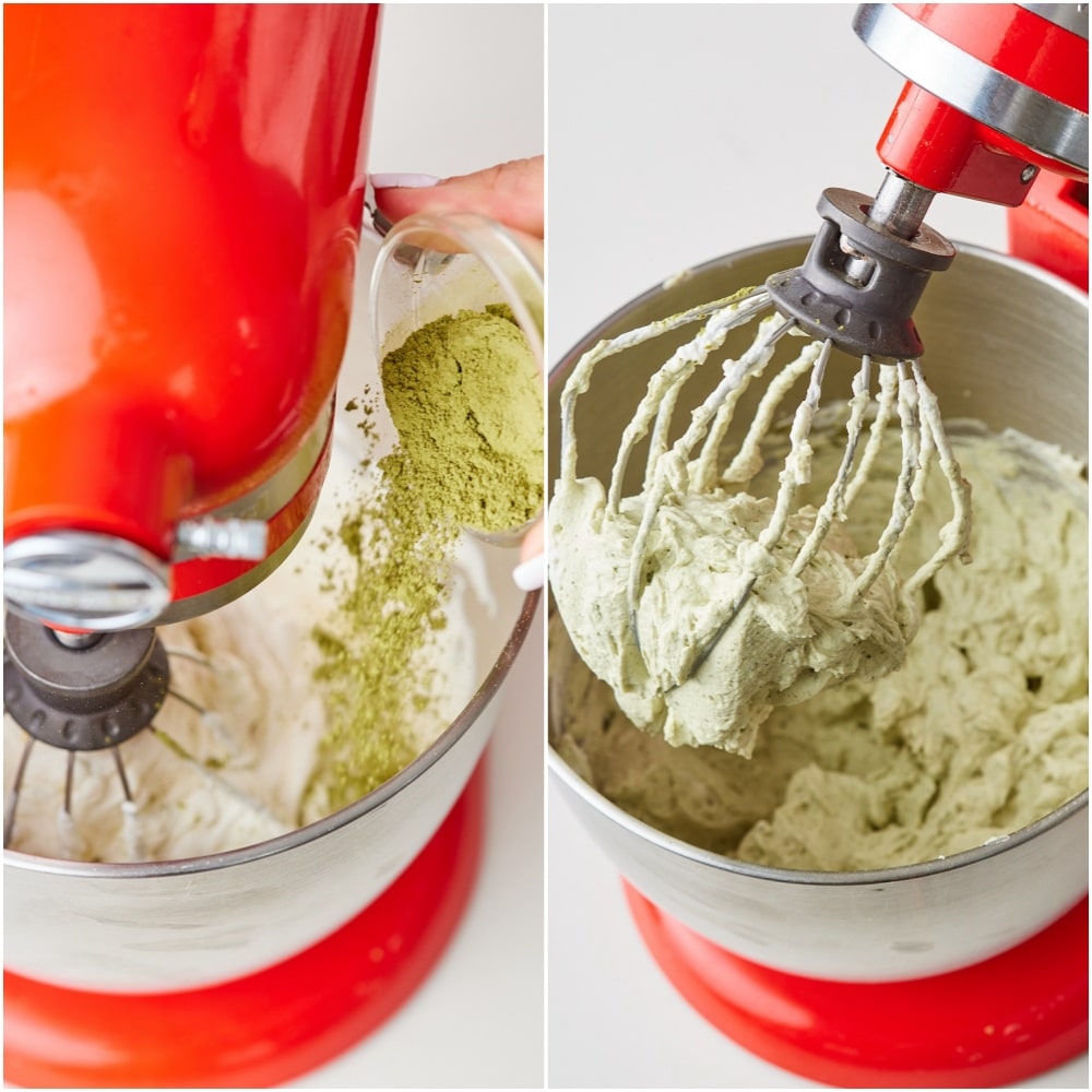 Green Tea Ice Cream step3 Mix in the matcha and vanilla extract until fully incorporated.
