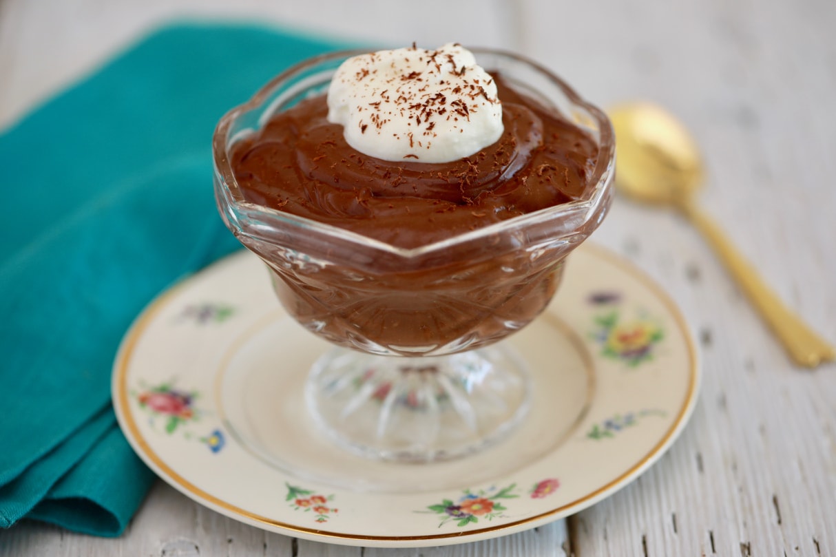 Homemade Chocolate Pudding - Thee most perfect dessert for chocolate lovers!