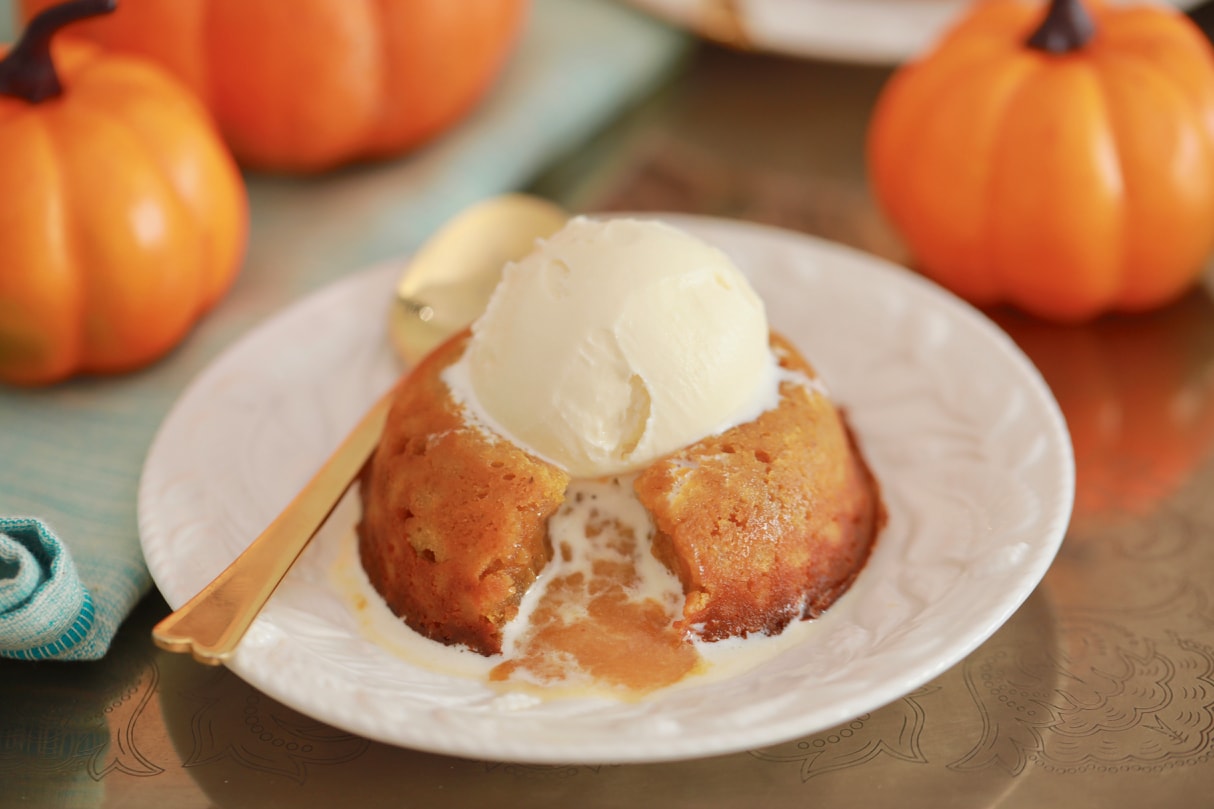 Pumpkin and White Chocolate Molten Lava Cake - Thee only dessert you will need this Holiday season!