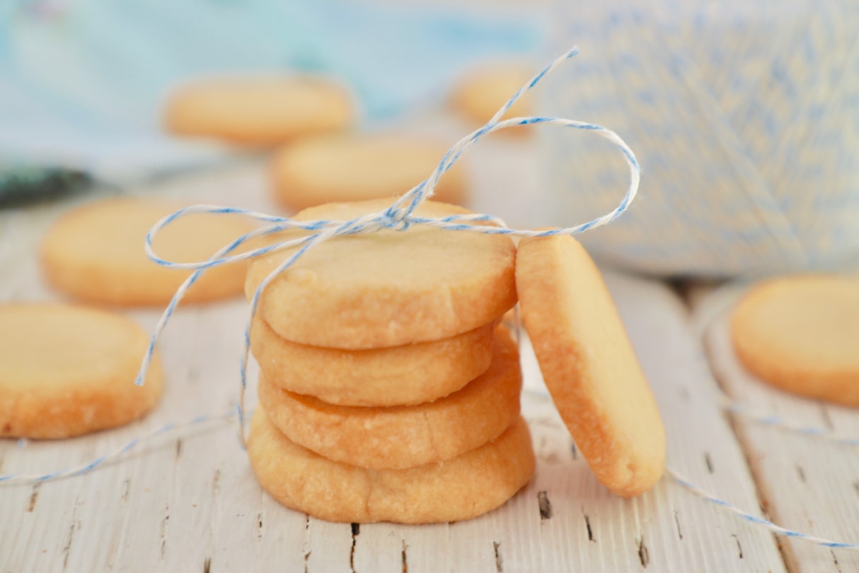 Shortbread Cookies made with only 3 ingredients!