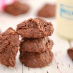 Easy 3 ingredient Vegan cookies?? it's true!! and they are SO good.....