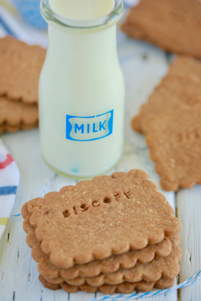 Homemade biscoff cookies with milk.