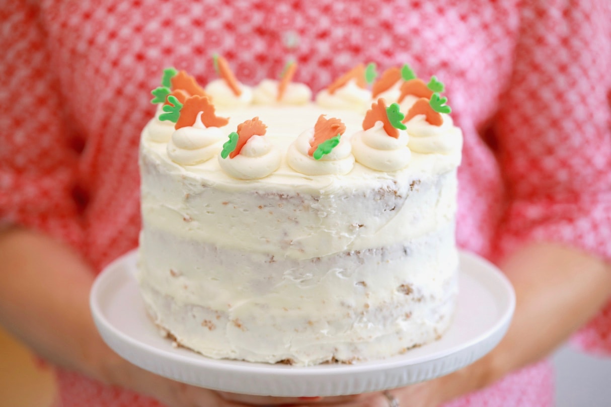 3-Layer Carrot Cake Recipe Made in the Microwave - Moist and delicious carrot cake in minutes!