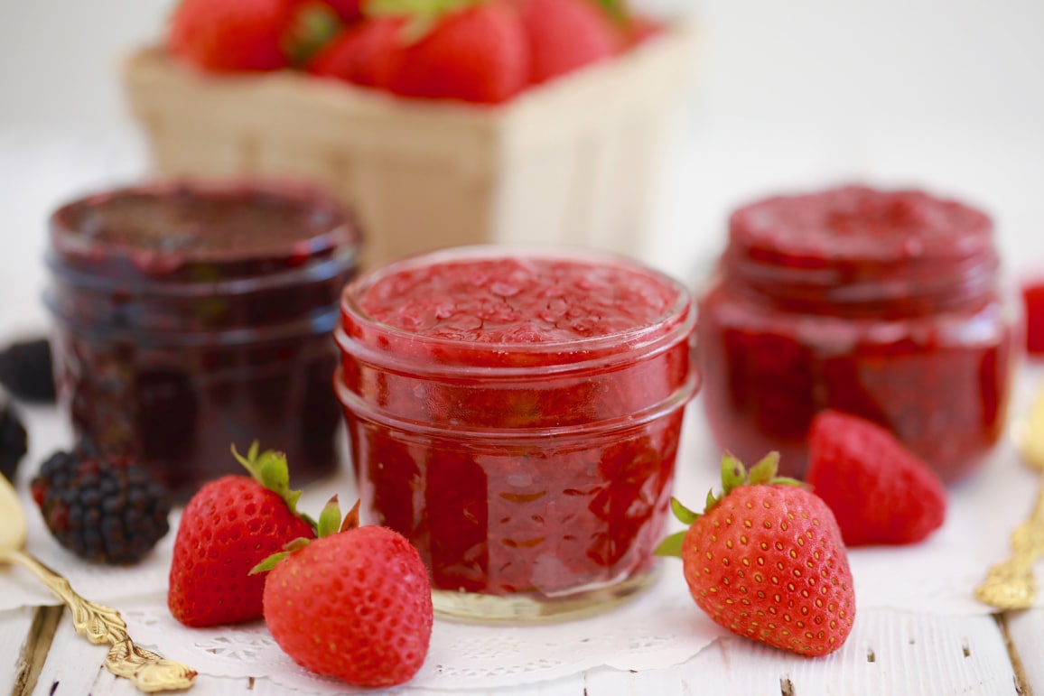 3-Ingredient Strawberry Jam In The Microwave