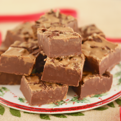 Microwave Cookie Butter Fudge