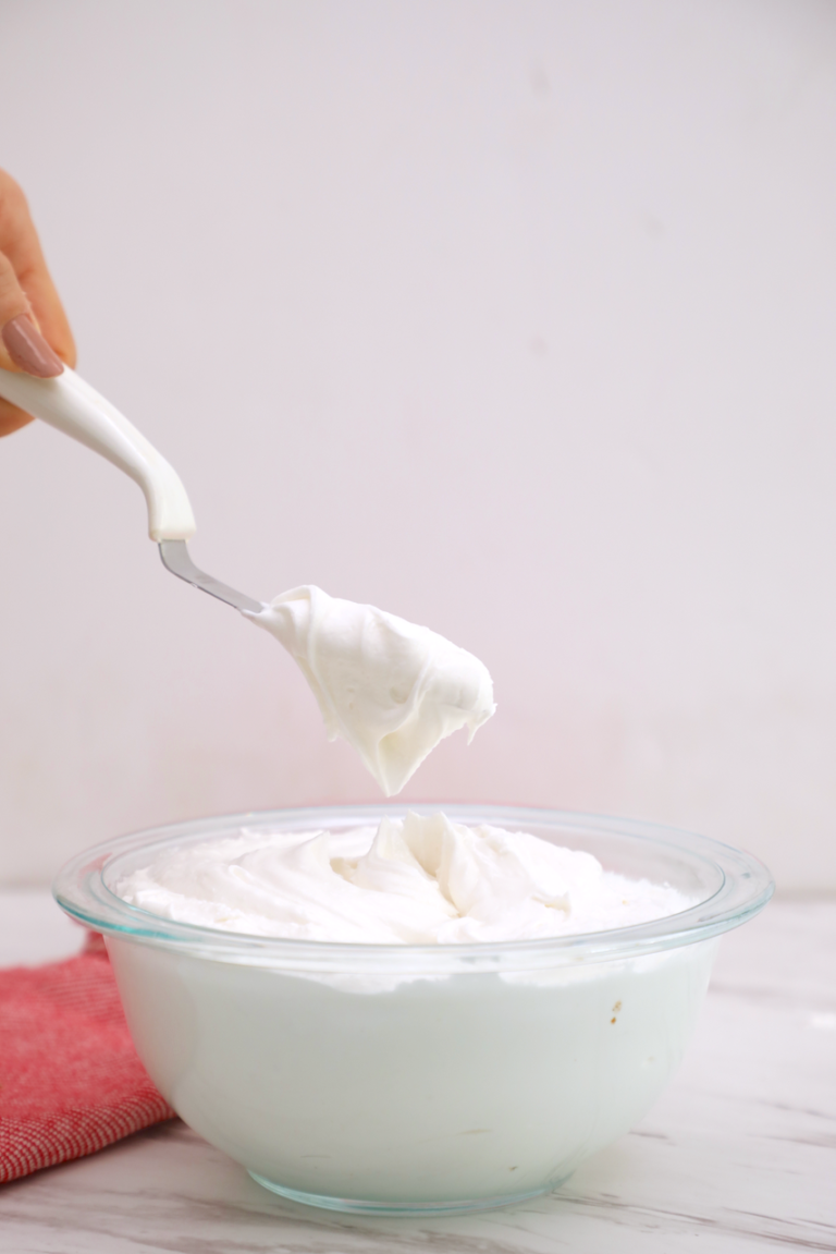 Easy Royal Icing Recipe for Cake Decorating Bigger Bolder Baking