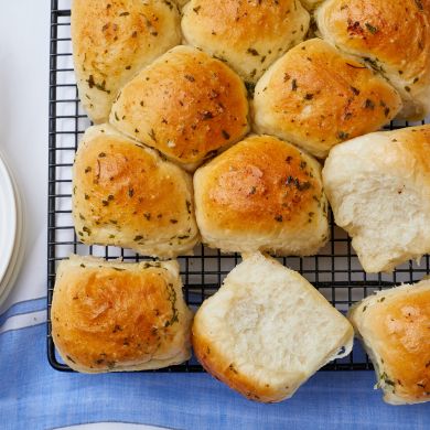 1 Hour Quick Dinner Rolls Recipe