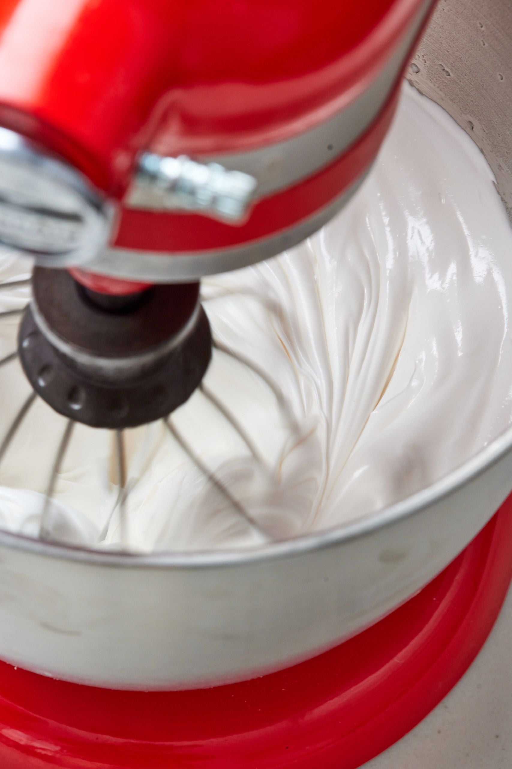 Step-by-step instructions on how to make the best pavlova recipe: whip up egg whites to soft peaks
