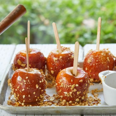Chewy Caramel Apples That’ll Bring Out The Kid In You