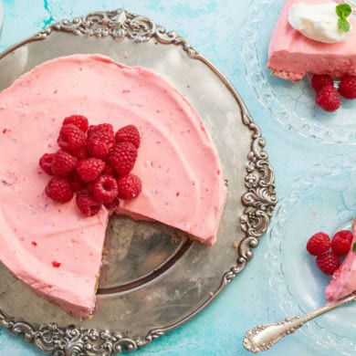 Simple No-Bake Raspberry Cheesecake
