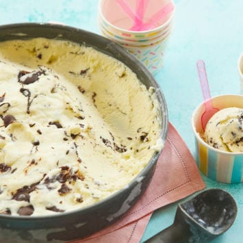Mint Chocolate Chip Gelato scooped into two servings.