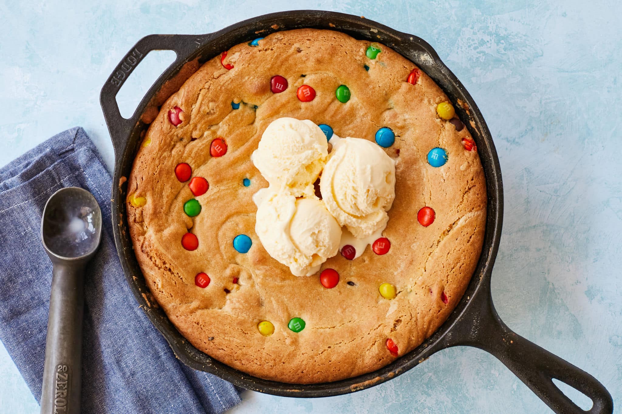 Top-down view of a skillet cookie.