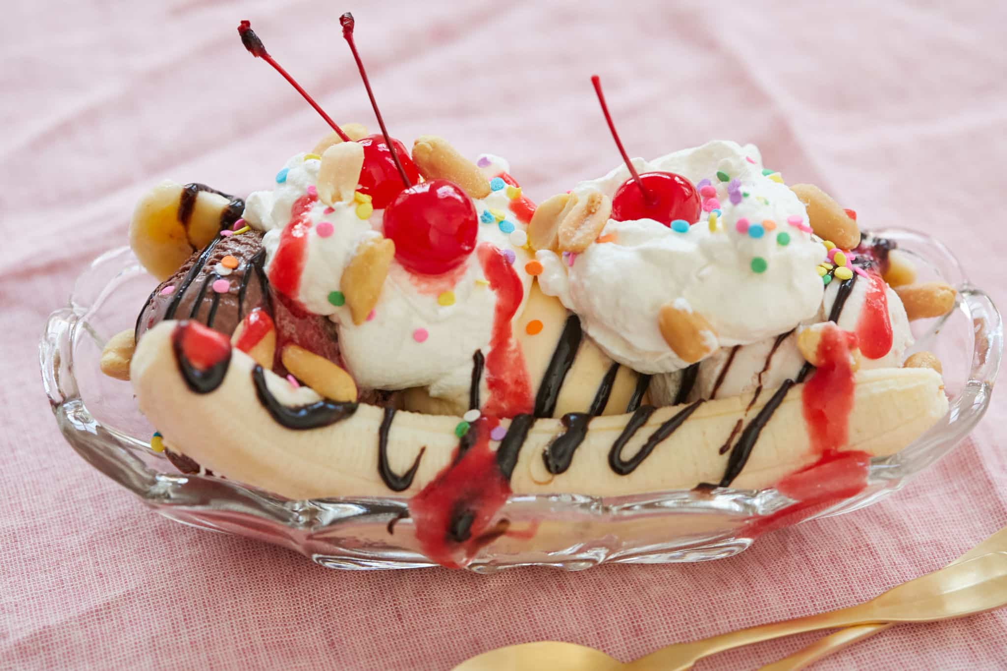 A classic banana split with toppings.