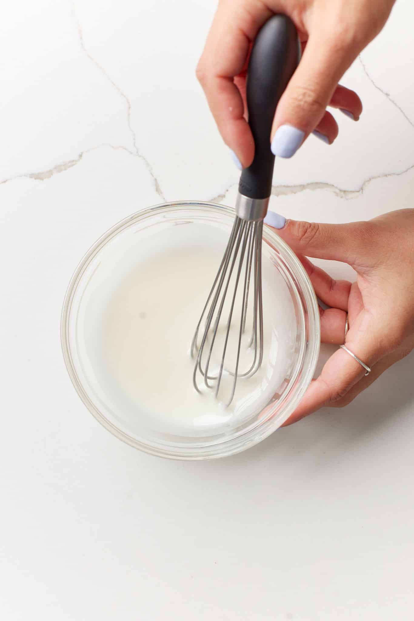 Whisk icing . 
