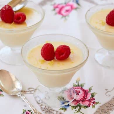 Refreshing & Creamy Lemon Posset