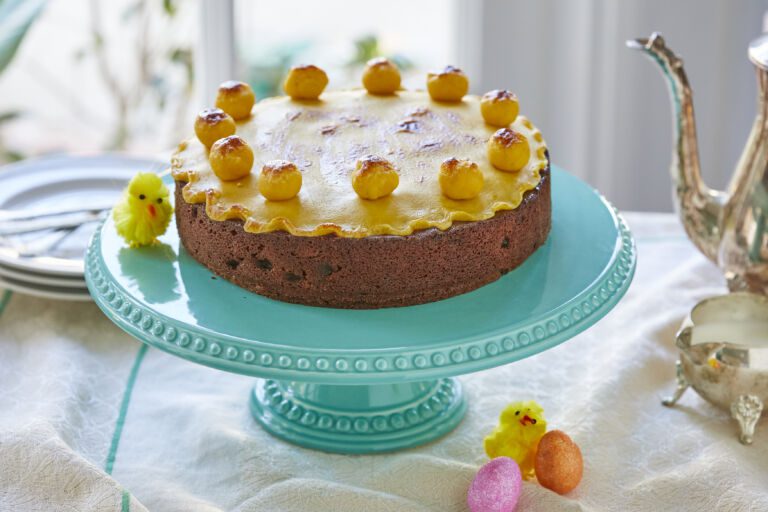 Easy Simnel Cake Recipe (Easter Fruitcake)