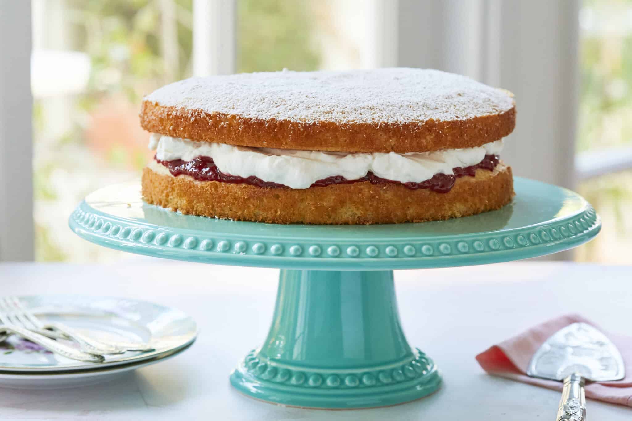 Basic Victoria Sponge Cake Recipe Food And Cooking Pro 