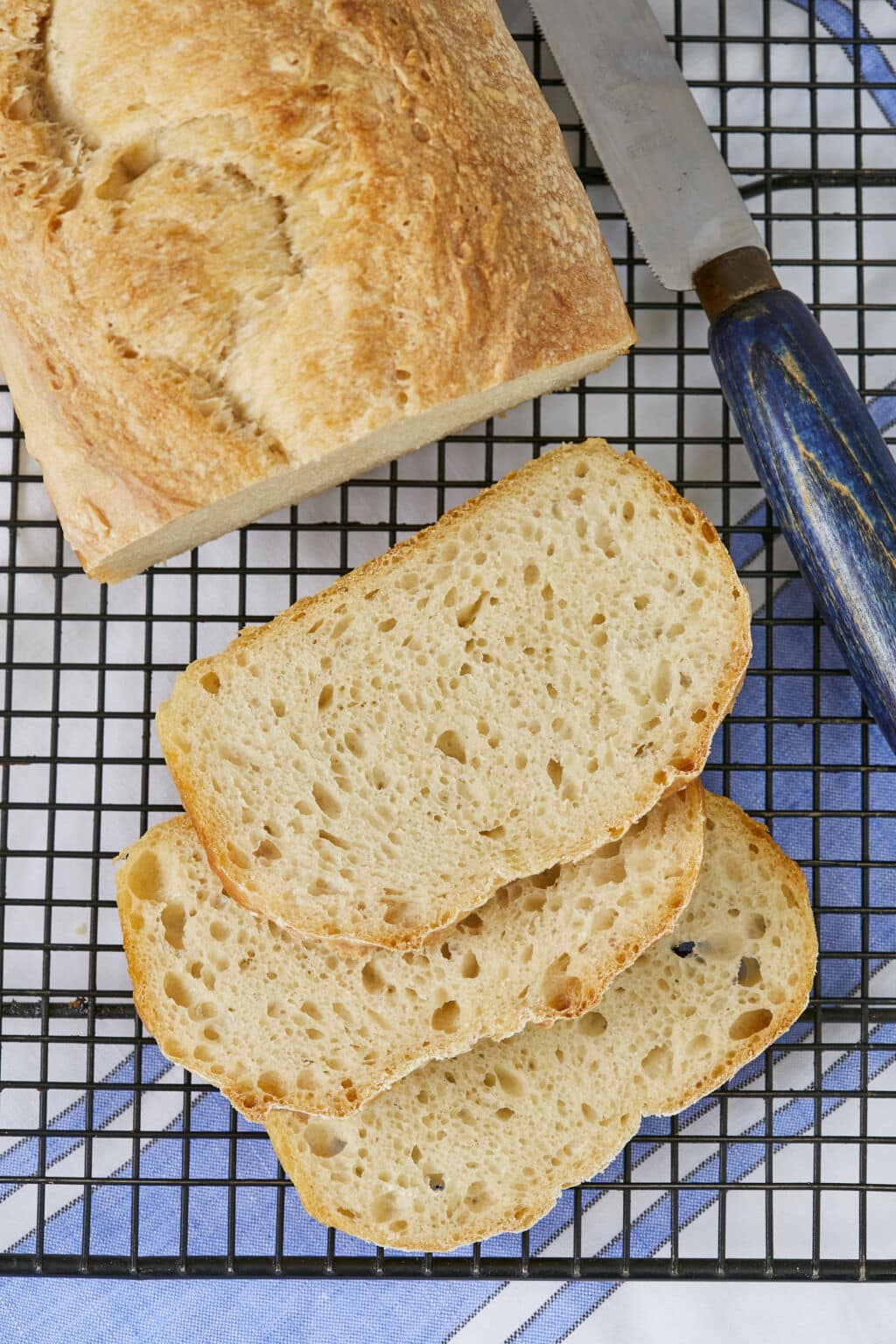 5-Ingredient No Knead Sandwich Bread