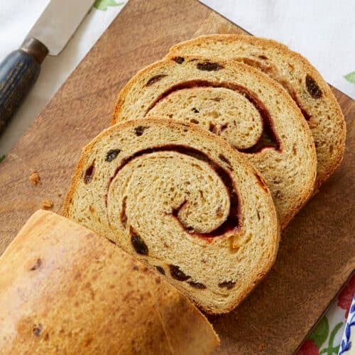 Easiest Cinnamon Swirl Raisin Bread Recipe