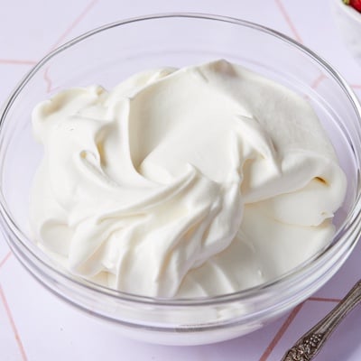Smooth whipped cream