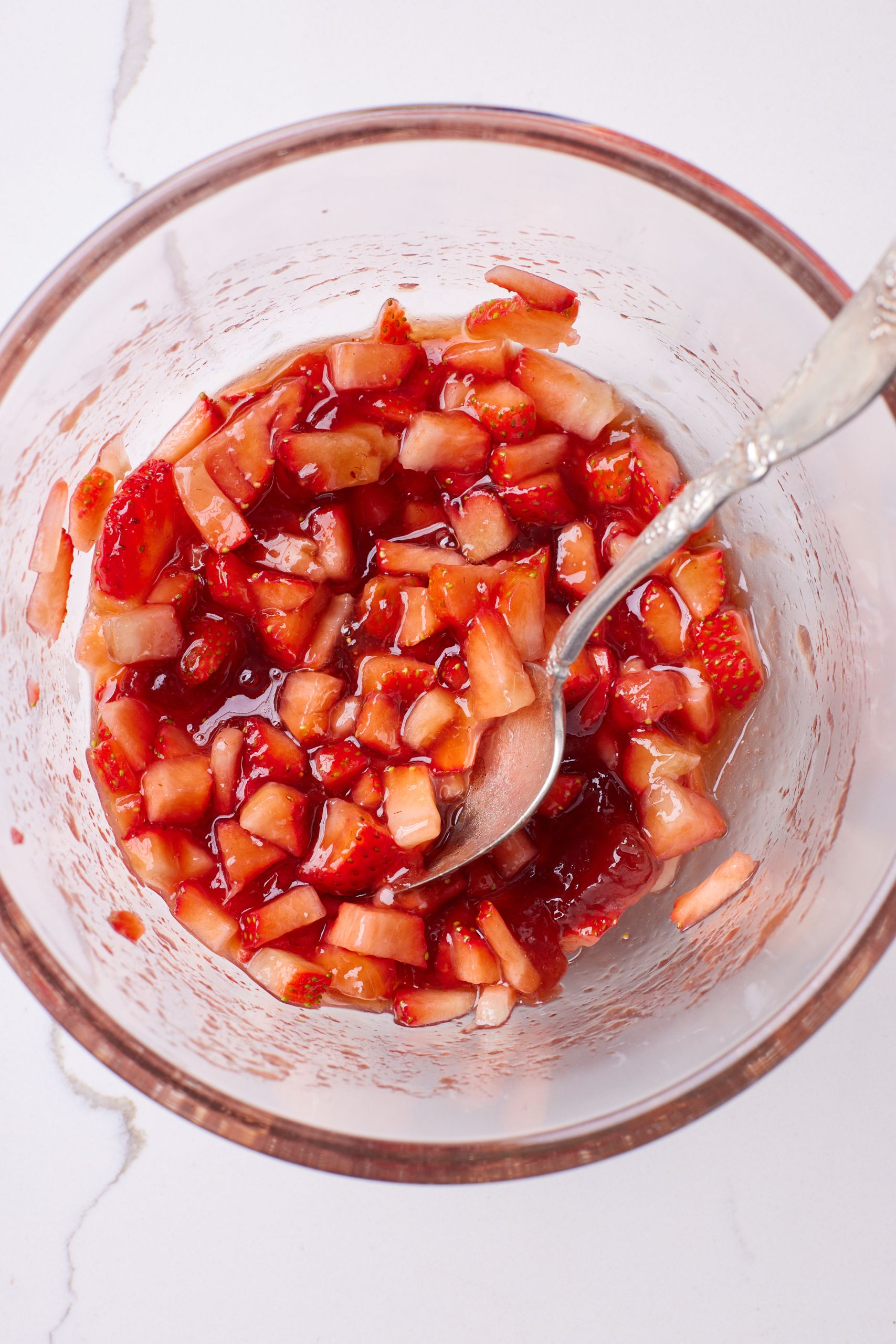 Make the filling: Stir the strawberries, jam and lemon juice together and let macerate in the refrigerator for 30 minutes.