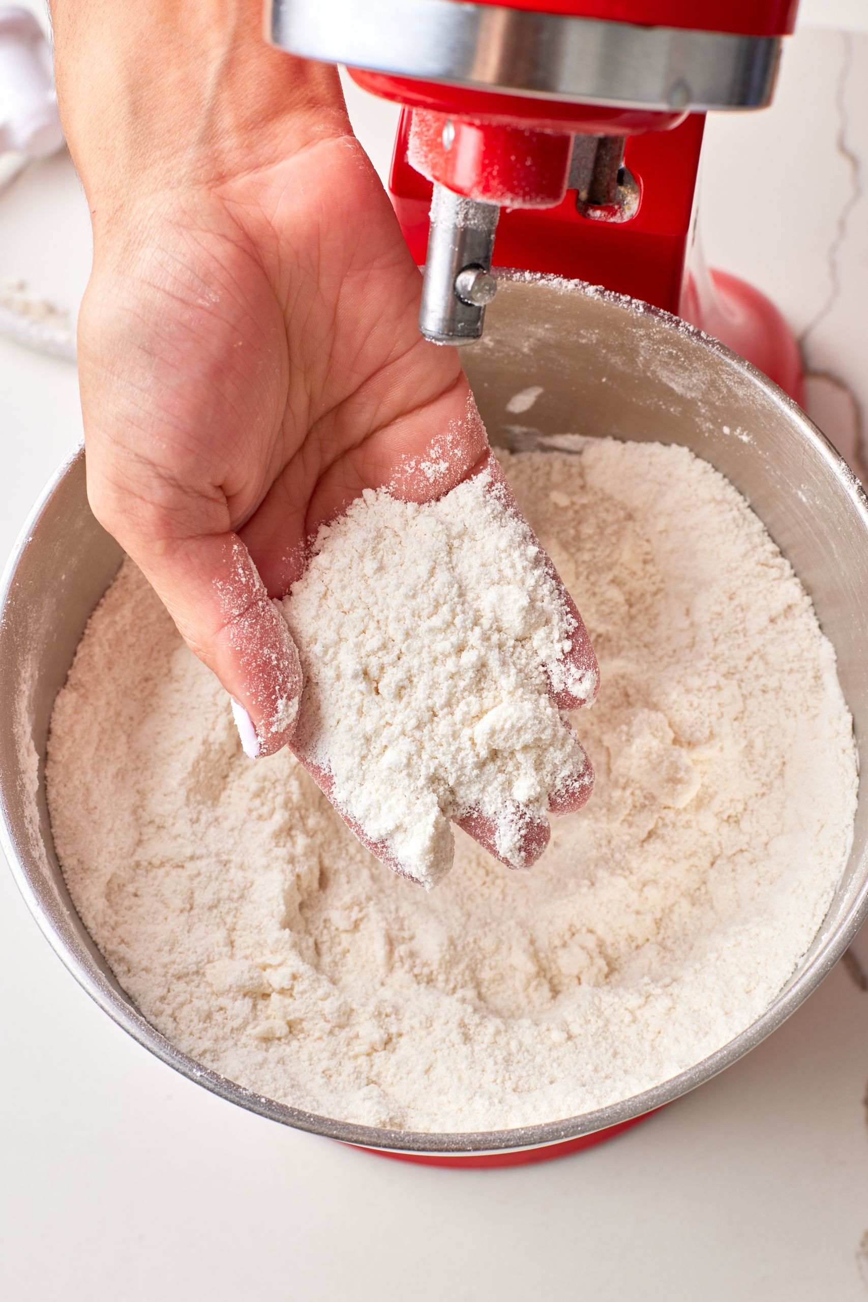 Mix dry ingredients of Biscoff Cake 