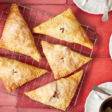 Puff Pastry Apple Turnovers