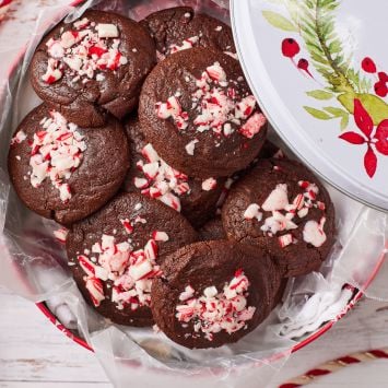 Chocolate Peppermint Cookies on a tin.