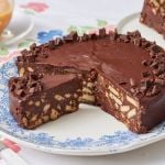 The Queen’s Chocolate Biscuit Cake