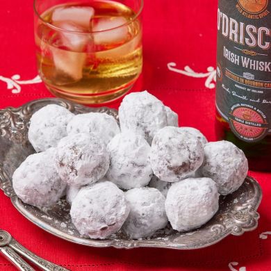 Whiskey Balls (No-Bake)
