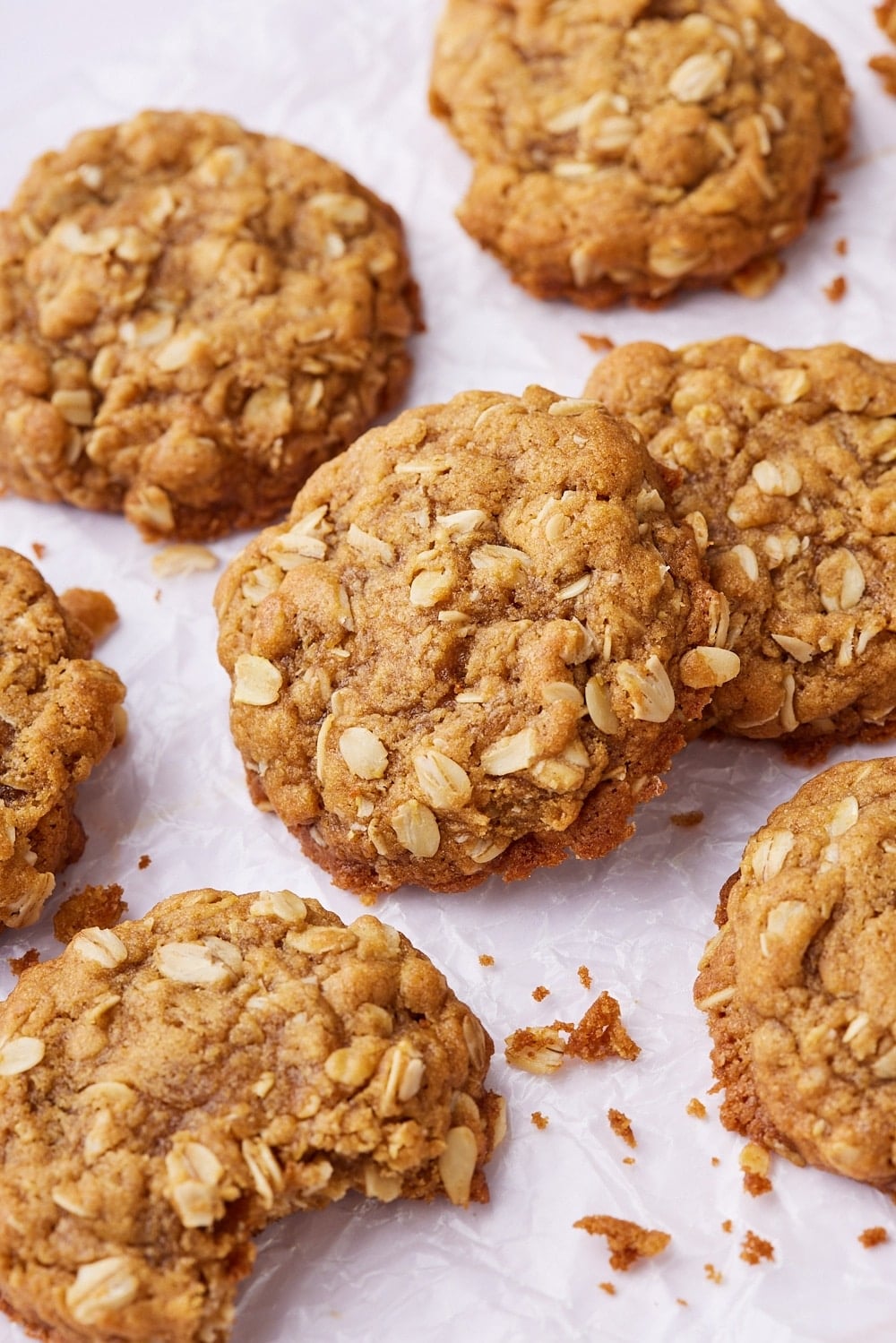 Brown Butter Oatmeal Cookies9 Close-up shot at golden browned butter oatmeal cookies.
